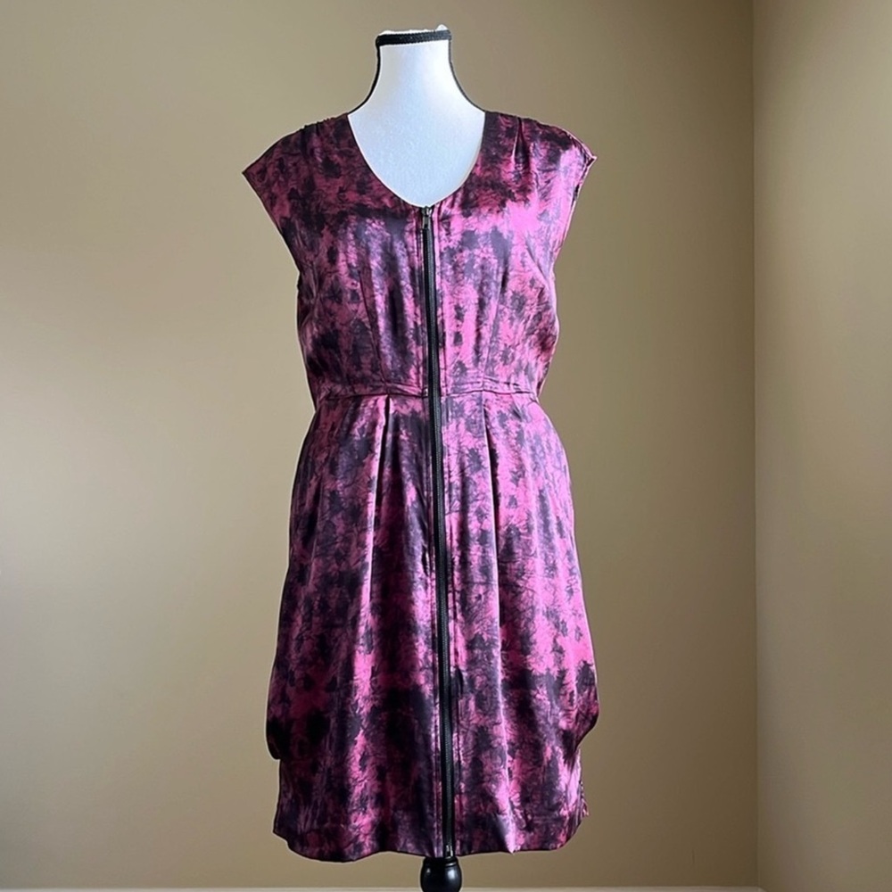 Cluny - Exposed Zipper, Dyed Silk Dress in Raspberry & Black - Size 8